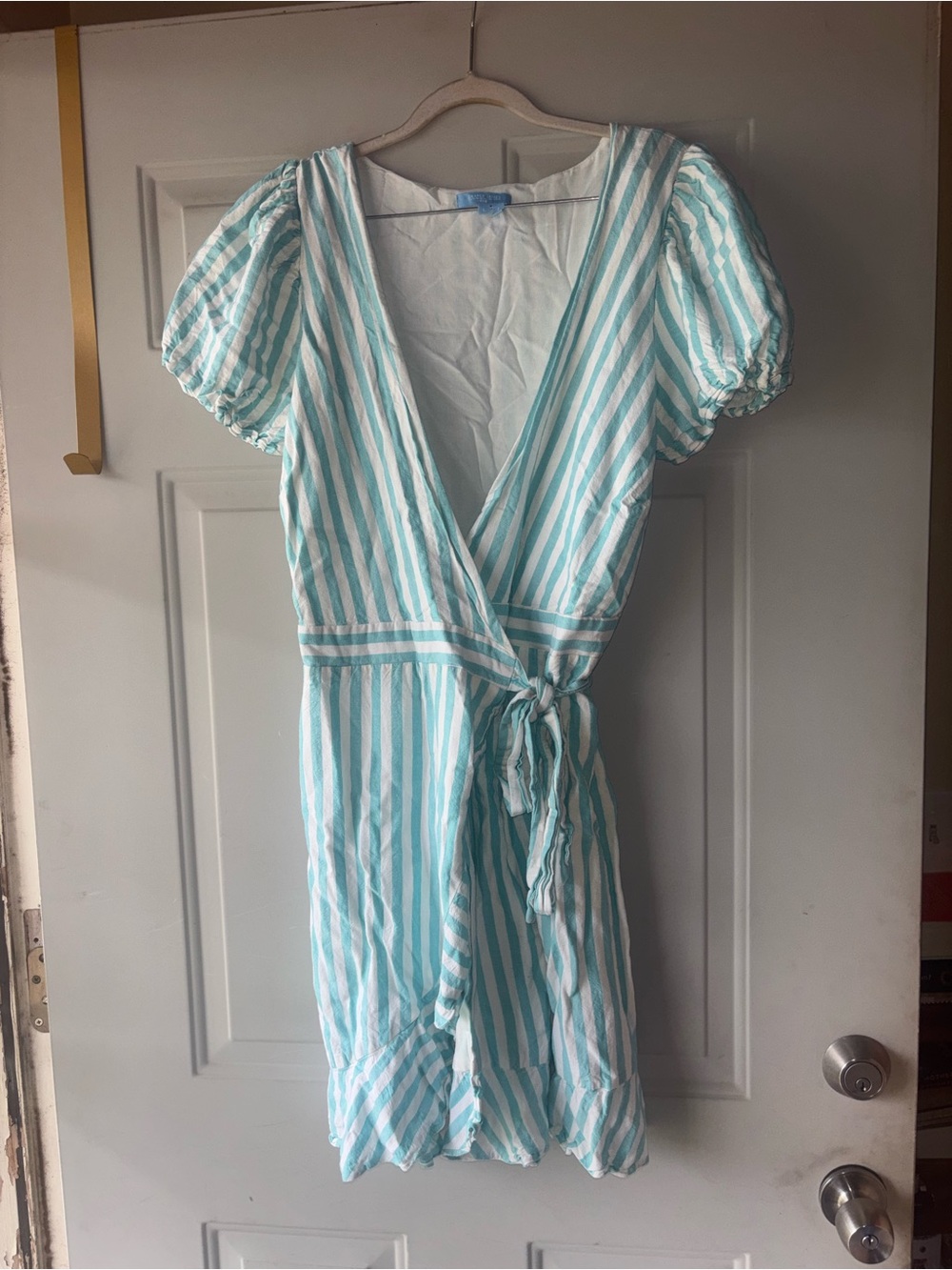 Draper James RSVP white/teal striped wrap style dress size L